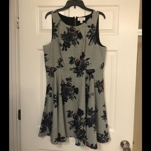 Elle floral dress 🌷🌸🌺
